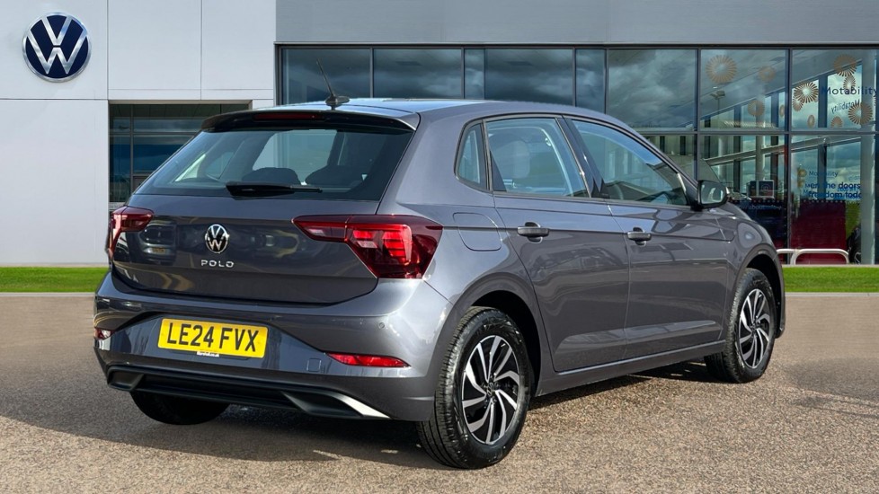 Used Volkswagen Polo 2024 for sale - 76447324: Photo 8