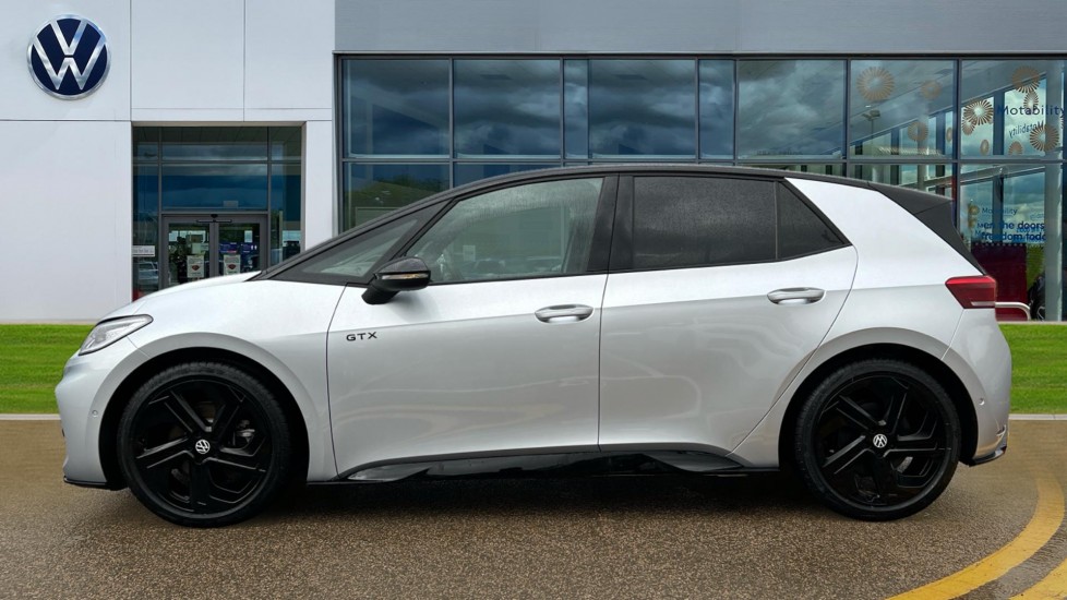 Used Volkswagen ID.3 2025 for sale - 76869716: Photo 9