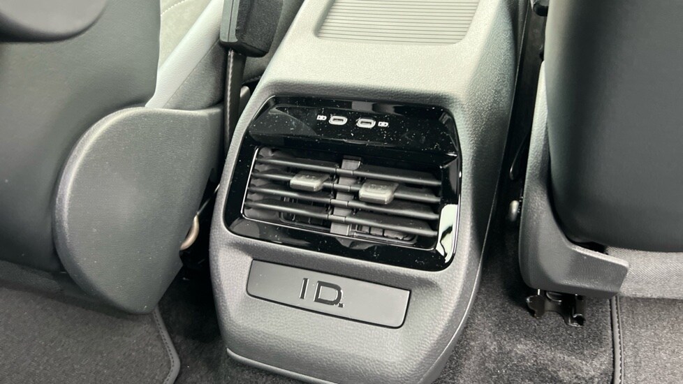 Used Volkswagen ID.4 2025 for sale - 76528891: Photo 34