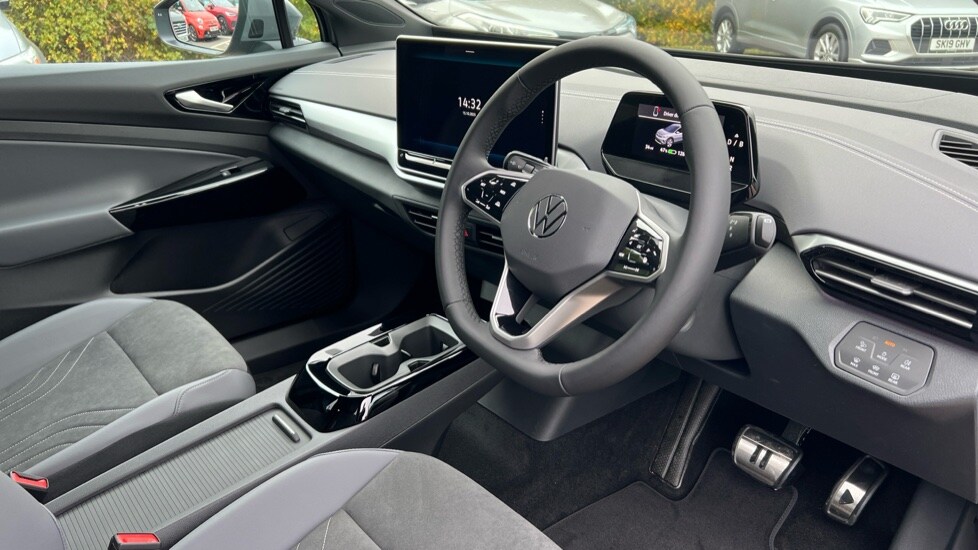 Used Volkswagen ID.4 2025 for sale - 76528891: Photo 6