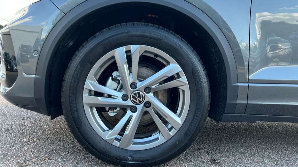 Used Volkswagen T-Roc 2025 for sale - 76870245: Photo 18