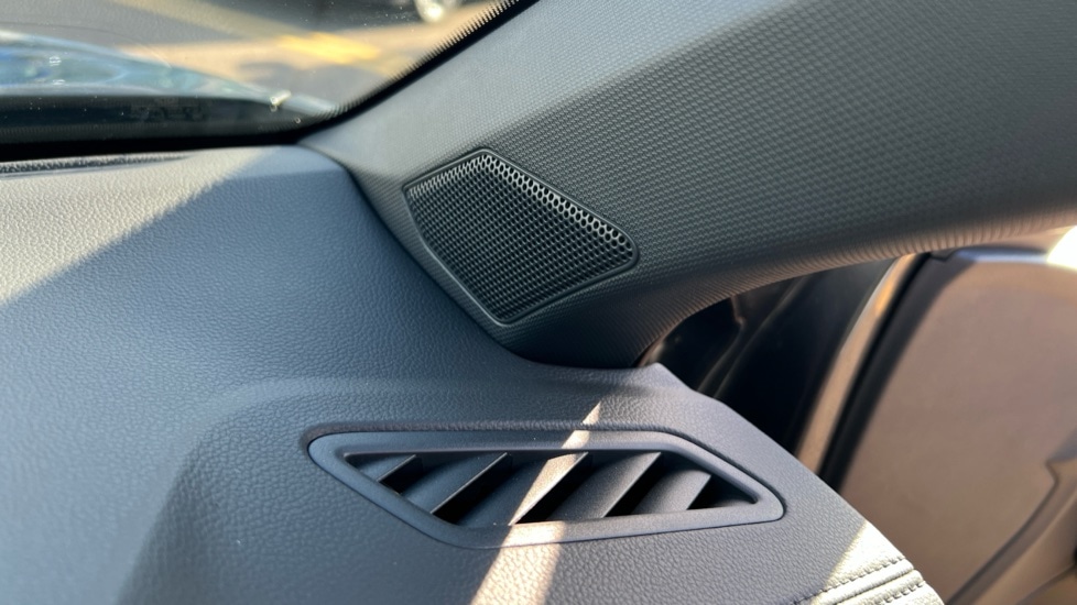 Used Volkswagen T-Roc 2025 for sale - 76870245: Photo 46