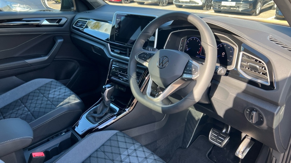 Used Volkswagen T-Roc 2025 for sale - 76870245: Photo 6