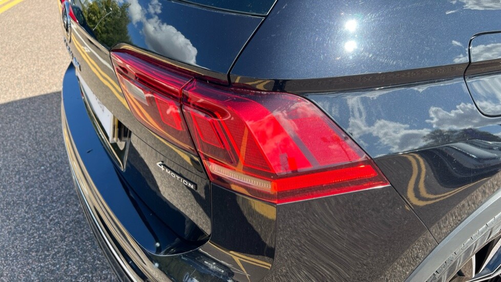 Used Volkswagen Tiguan 2020 for sale - 76176358: Photo 44