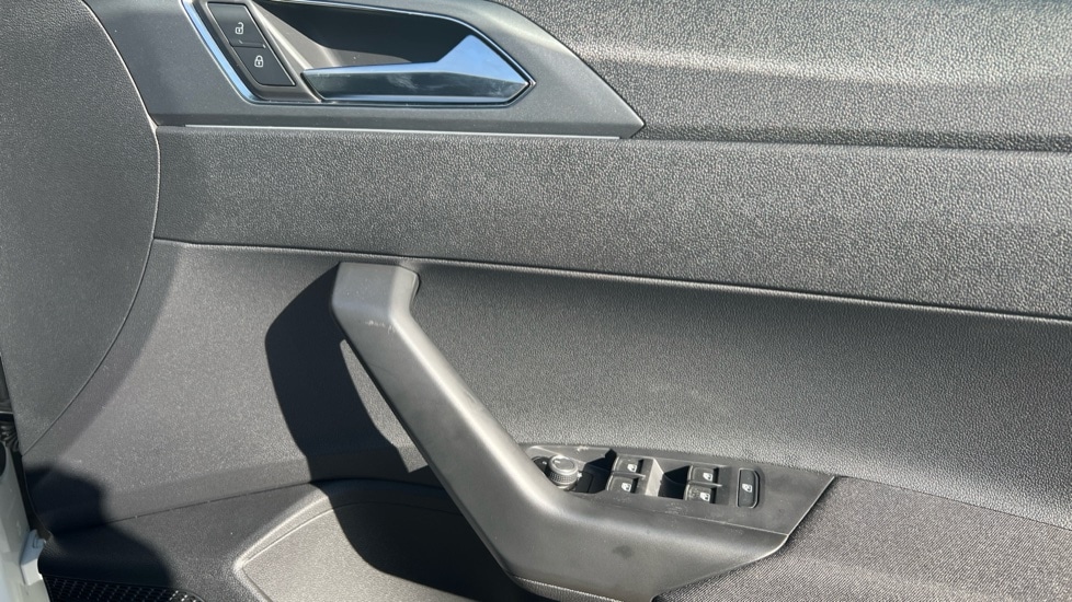 Used Volkswagen Taigo 2025 for sale - 76203552: Photo 30