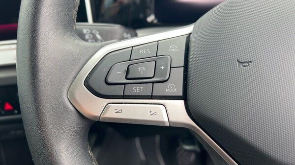 Used Volkswagen Golf 2024 for sale - 75796644: Photo 31