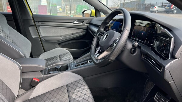 Used Volkswagen Golf 2021 for sale - 75409489: Photo 21