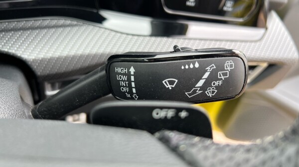 Used Volkswagen Golf 2021 for sale - 75409489: Photo 32