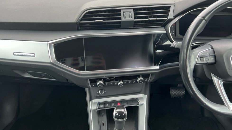 Used Audi Q3 2019 for sale - 76870246: Photo 12