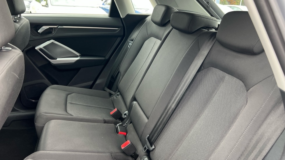 Used Audi Q3 2019 for sale - 76870246: Photo 14