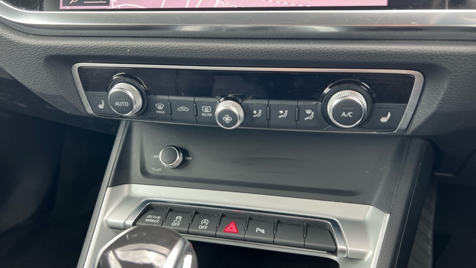 Used Audi Q3 2019 for sale - 76870246: Photo 34