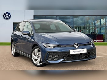 Volkswagen - Golf