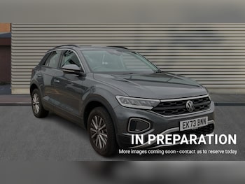 Used Volkswagen T-Roc 2023 for sale - 76321889: Photo
