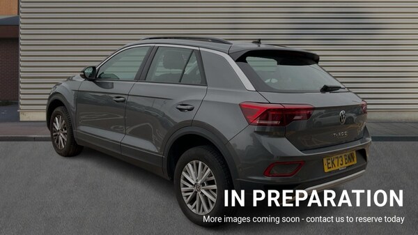 Used Volkswagen T-Roc 2023 for sale - 76321889: Photo 2