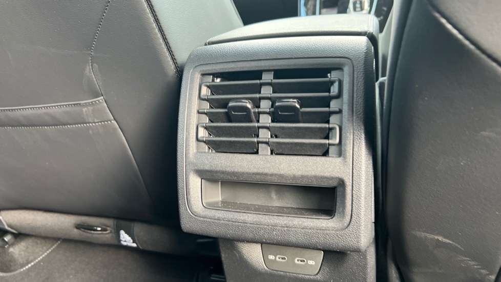 Used Volkswagen Golf 2025 for sale - 76937504: Photo 34