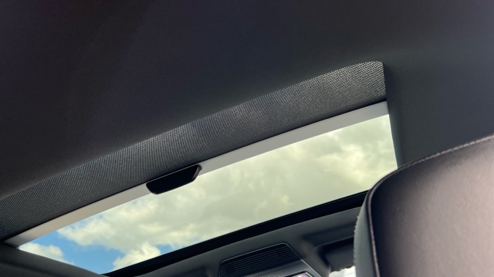 Used Volkswagen Golf 2025 for sale - 76937504: Photo 38