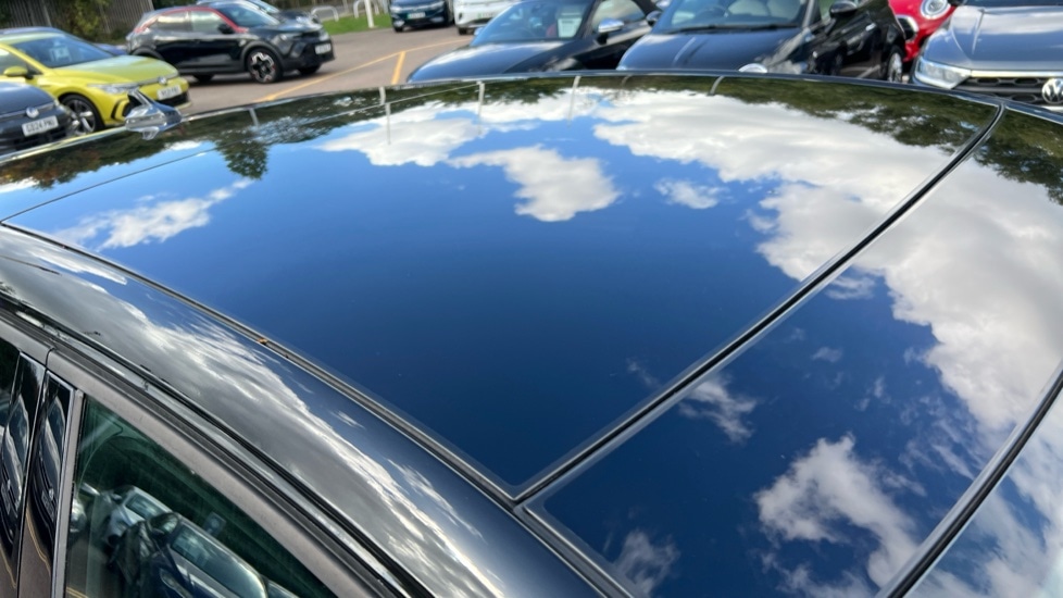 Used Volkswagen Golf 2025 for sale - 76937504: Photo 50