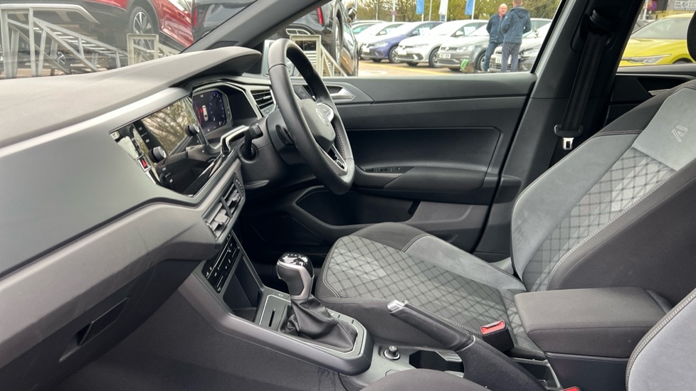 Used Volkswagen Polo 2022 for sale - 76872669: Photo 28