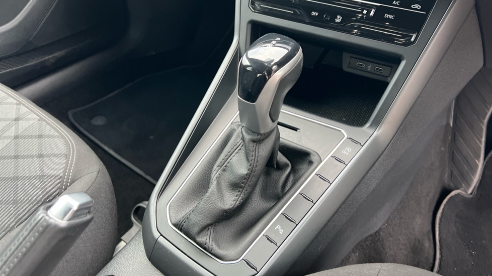 Used Volkswagen Polo 2022 for sale - 76872669: Photo 36