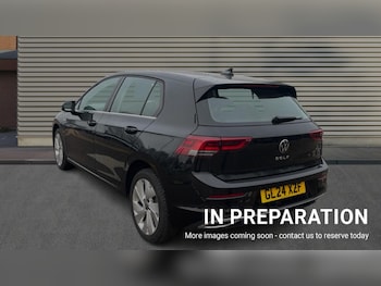 Used Volkswagen Golf 2024 for sale - 76901412: Photo