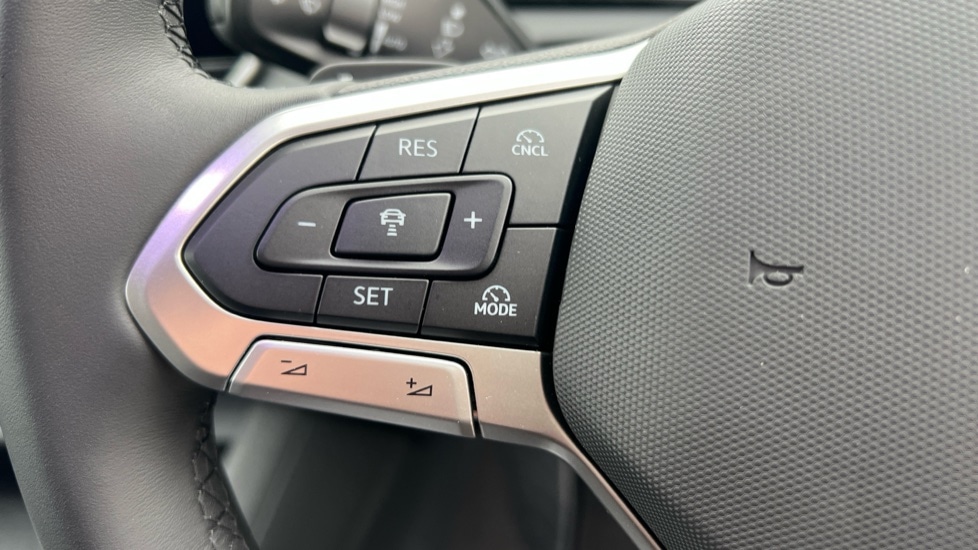 Used Volkswagen Tiguan 2025 for sale - 76328235: Photo 31