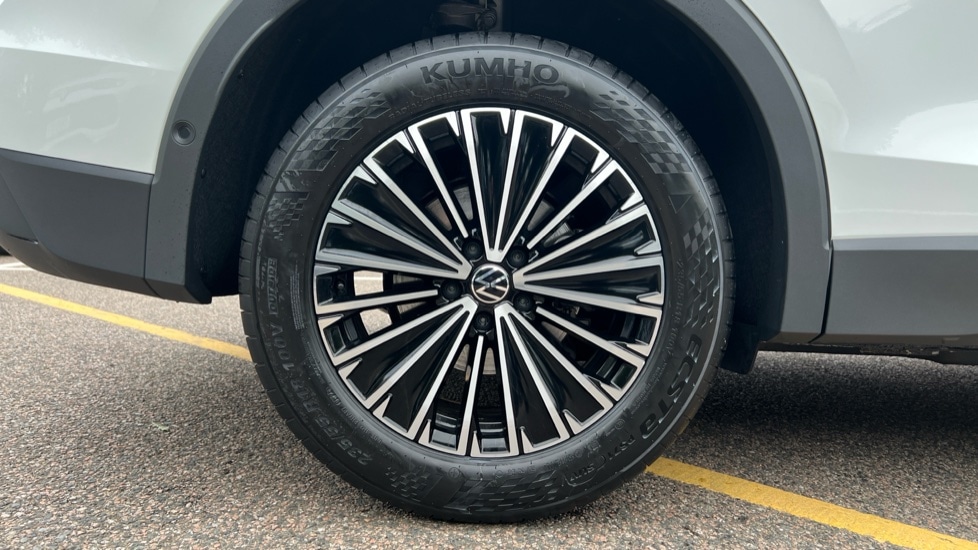 Used Volkswagen Tiguan 2025 for sale - 76328235: Photo 5