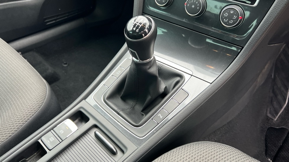 Used Volkswagen Golf 2019 for sale - 77042811: Photo 36