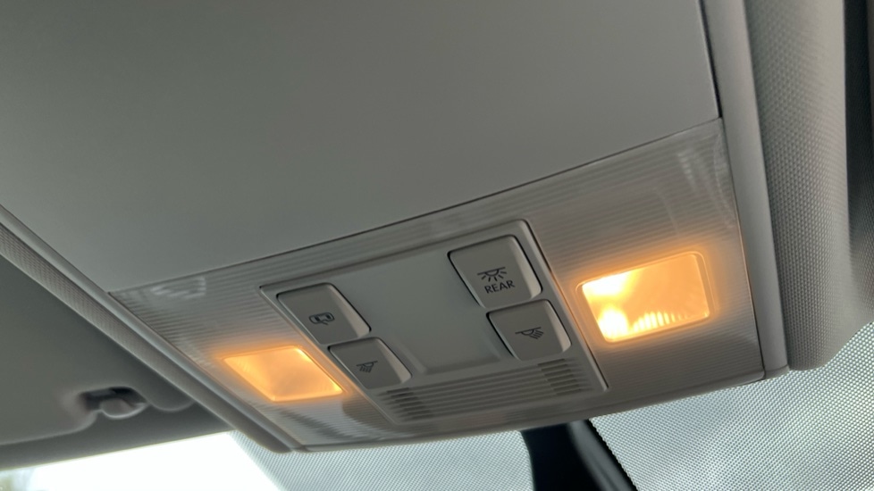 Used Volkswagen Golf 2019 for sale - 77042811: Photo 38