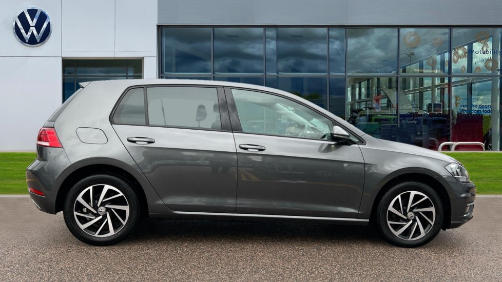 Used Volkswagen Golf 2019 for sale - 77042811: Photo 4