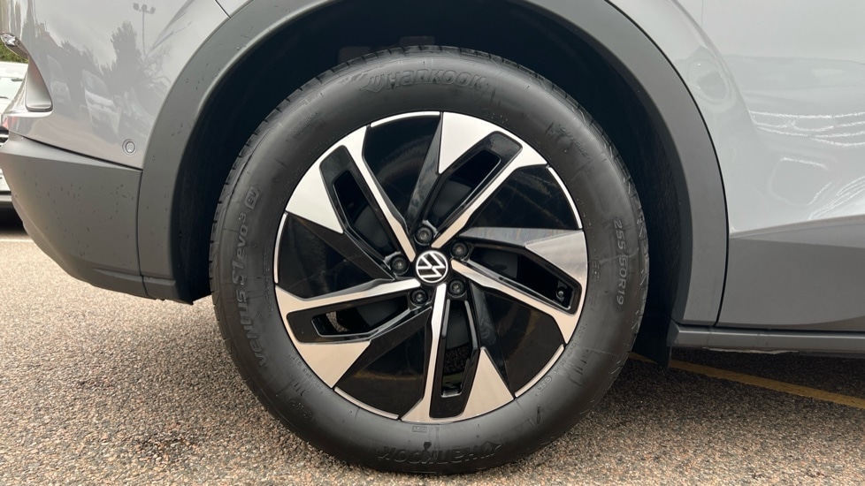 Used Volkswagen ID.4 2025 for sale - 76540108: Photo 5