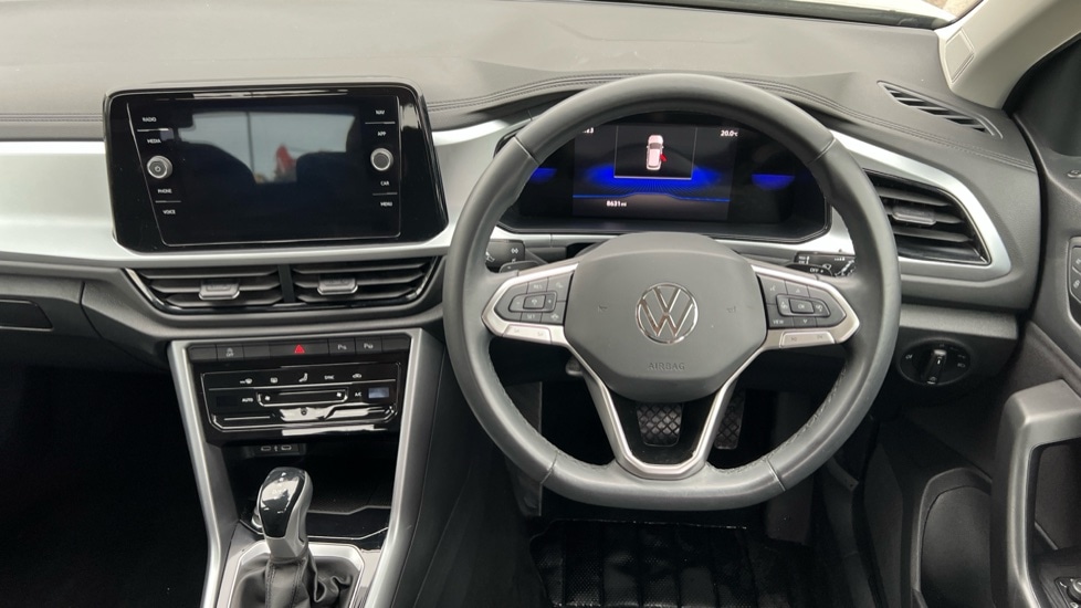 Used Volkswagen T-Roc 2023 for sale - 76203875: Photo 27