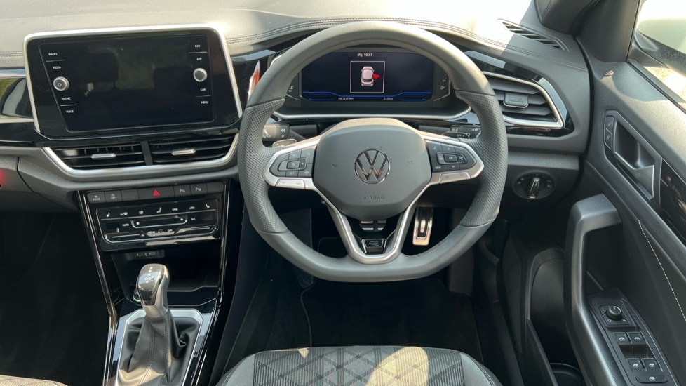 Used Volkswagen T-Roc 2025 for sale - 76400701: Photo 27