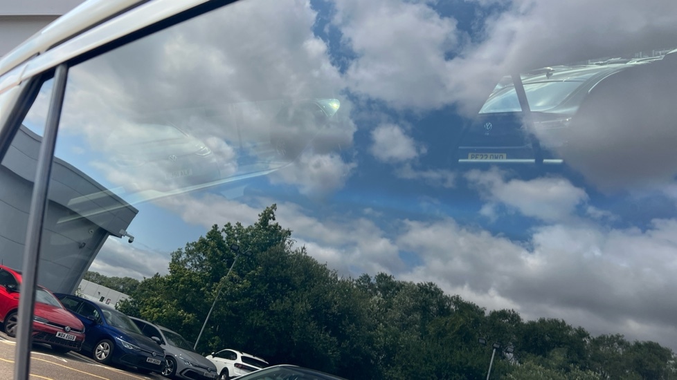 Used Volkswagen T-Roc 2025 for sale - 76400701: Photo 49