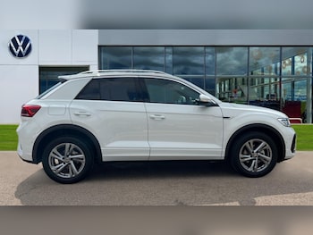 Used Volkswagen T-Roc 2025 for sale - 76400701: Photo