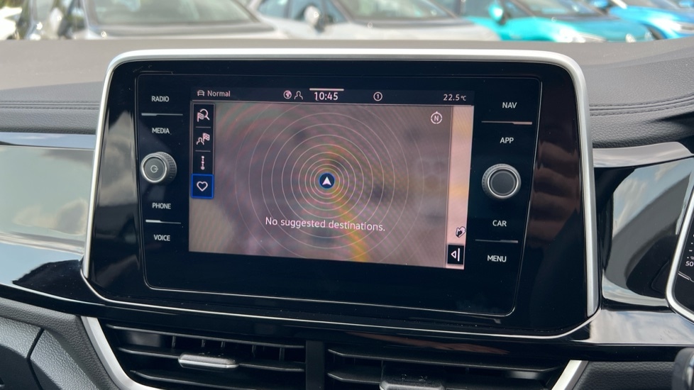 Used Volkswagen T-Roc 2025 for sale - 76400701: Photo 52