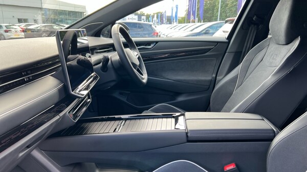 Used Volkswagen ID.7 2025 for sale - 75796879: Photo 28