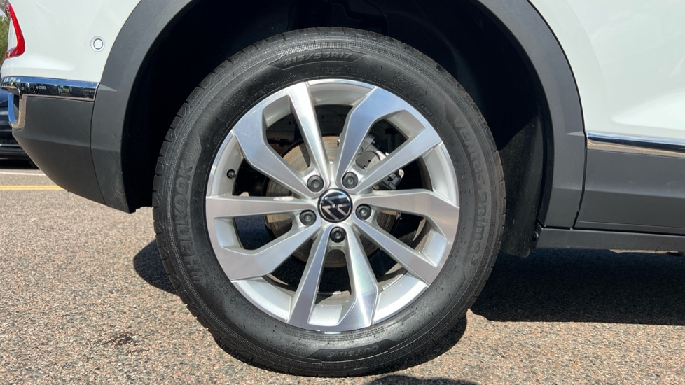 Used Volkswagen T-Roc 2025 for sale - 76328053: Photo 5