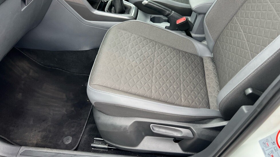Used Volkswagen T-Cross 2020 for sale - 76180185: Photo 39