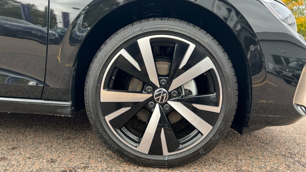 Used Volkswagen Golf 2025 for sale - 76428115: Photo 20