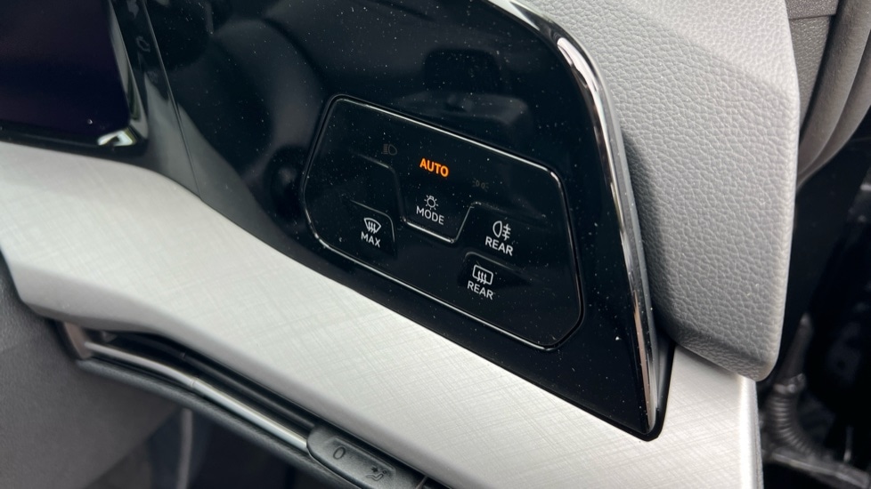 Used Volkswagen Golf 2025 for sale - 76428115: Photo 45