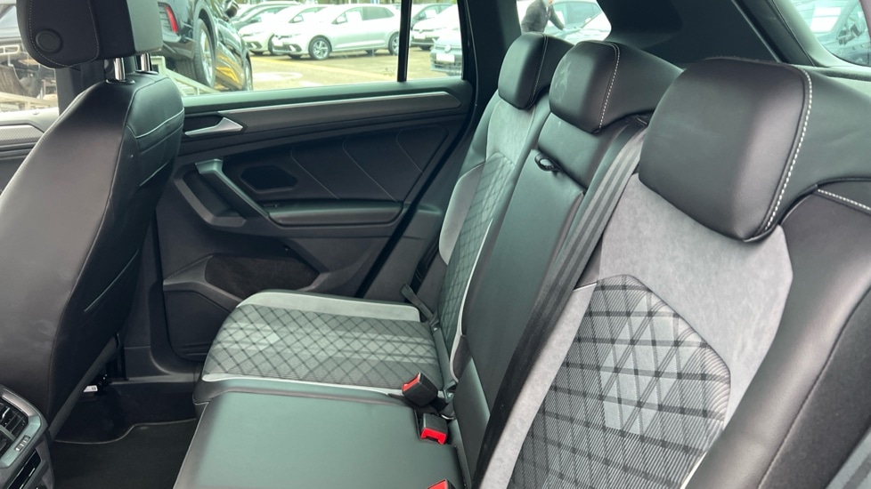 Used Volkswagen Tiguan 2023 for sale - 76872679: Photo 15