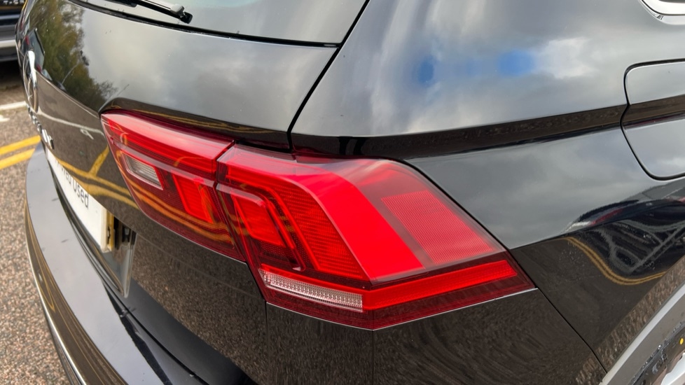 Used Volkswagen Tiguan 2023 for sale - 76872679: Photo 41