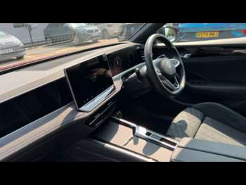 Used Volkswagen Passat 2025 for sale - 74954884: Photo
