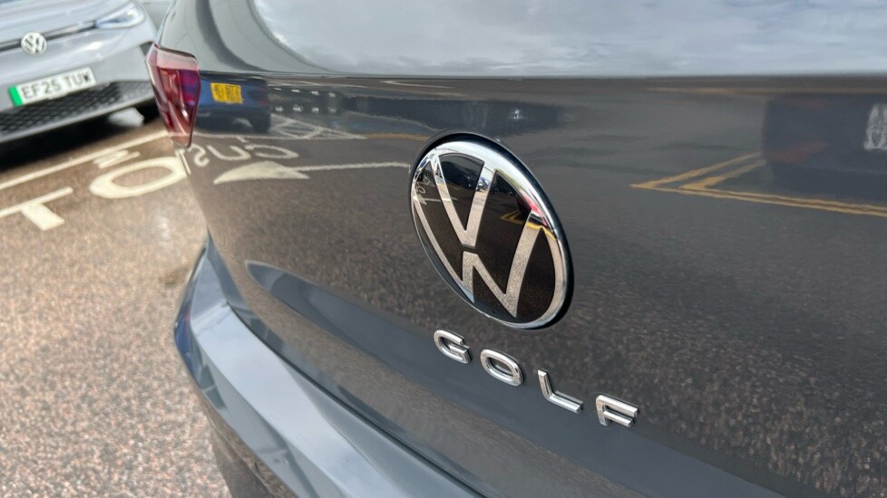 Used Volkswagen Golf 2024 for sale - 76096045: Photo 40