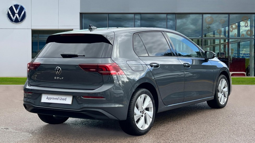 Used Volkswagen Golf 2024 for sale - 76096045: Photo 8