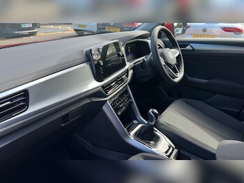 Used Volkswagen T-Roc 2025 for sale - 75124661: Photo