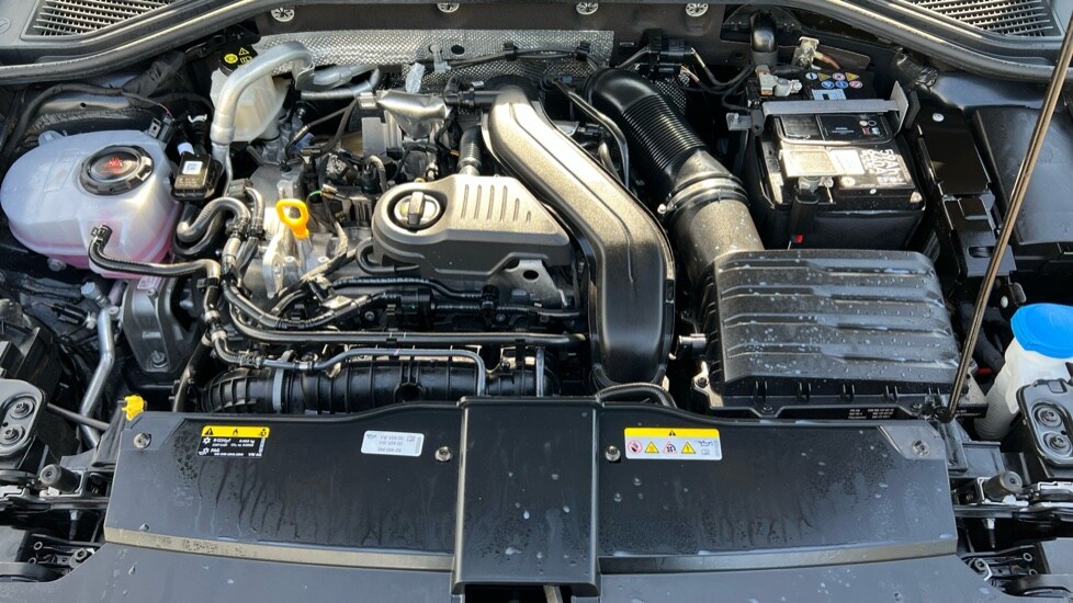 Used Volkswagen T-Roc 2024 for sale - 76037734: Photo 17