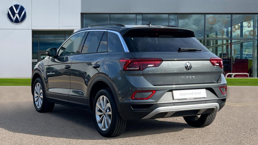 Used Volkswagen T-Roc 2024 for sale - 76037734: Photo 3