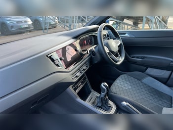 Used Volkswagen Polo 2022 for sale - 76874546: Photo