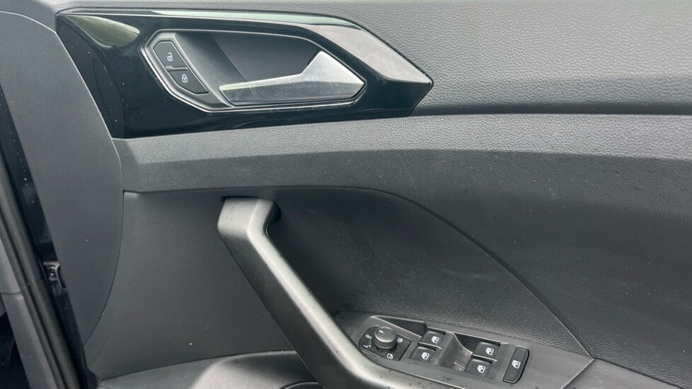 Used Volkswagen T-Cross 2022 for sale - 76773176: Photo 37